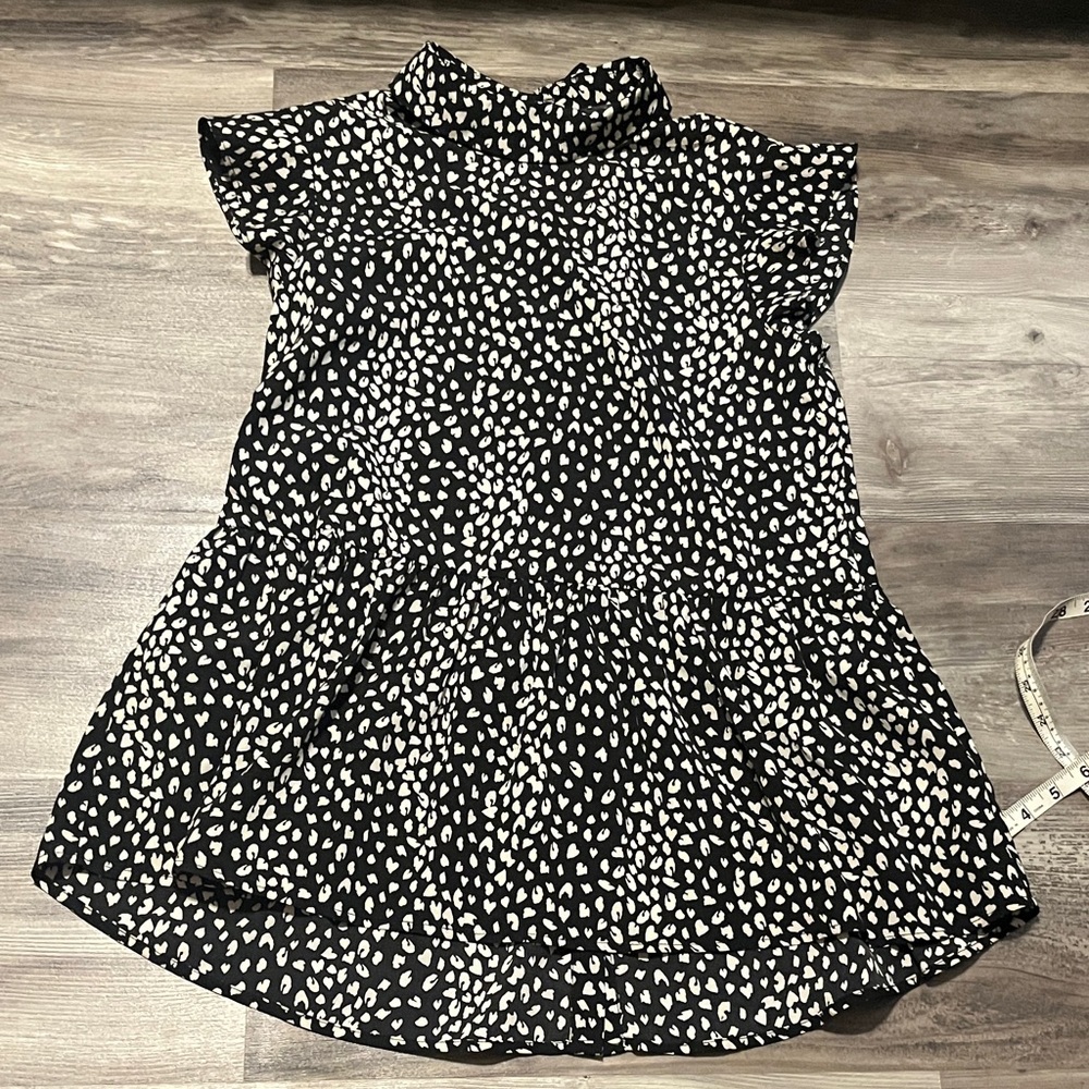 Doe & Rae Black and White Blouse
